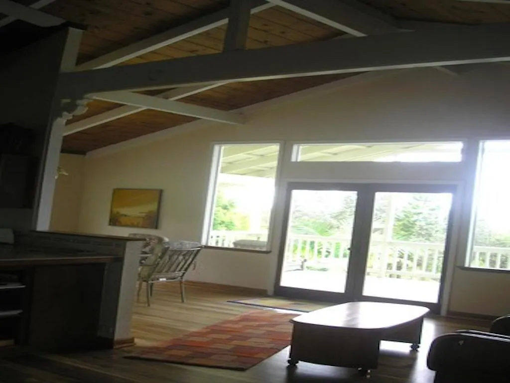 Mountain Breeze Villa Mountain View